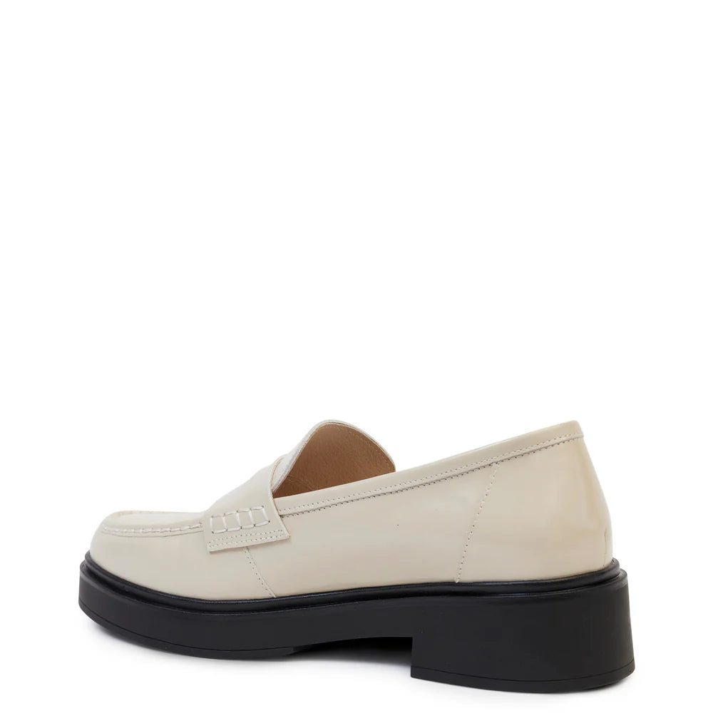 Kathryn Wilson Thornton Loafer
