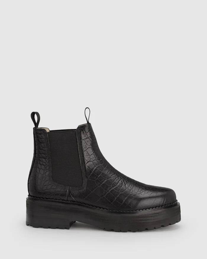Chaos & Harmony Queens Boot
