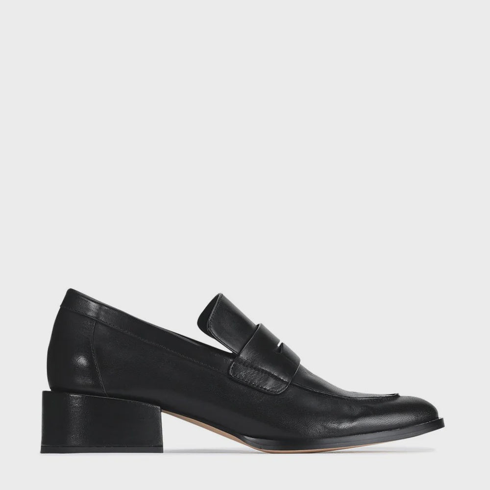 EOS Cass in Black
