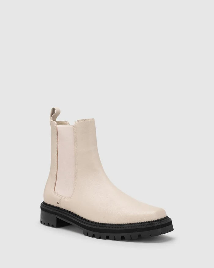 Chaos & Harmony Ollie Boot