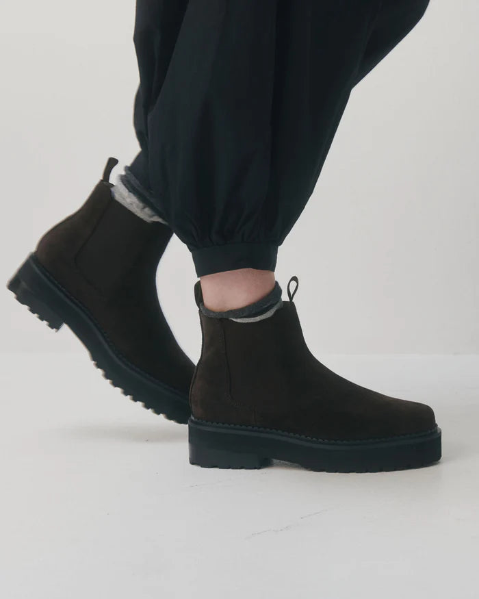 Chaos & Harmony Queens Boot