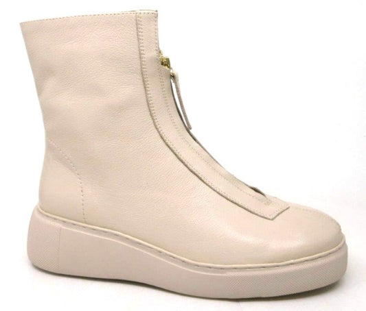 Django & Juliette Yulin