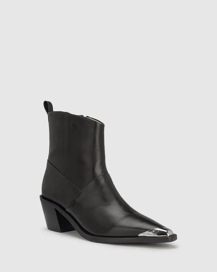 Chaos & Harmony Zealous Boot