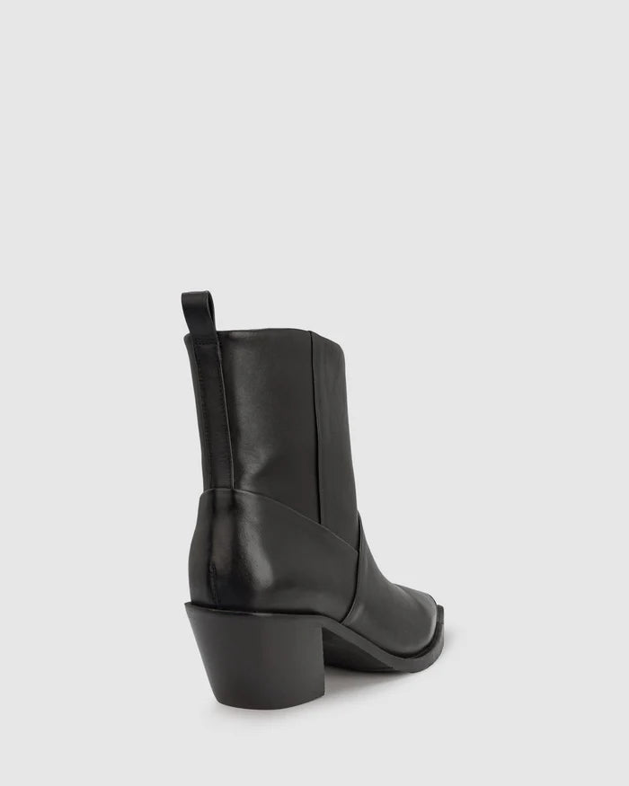 Chaos & Harmony Zealous Boot